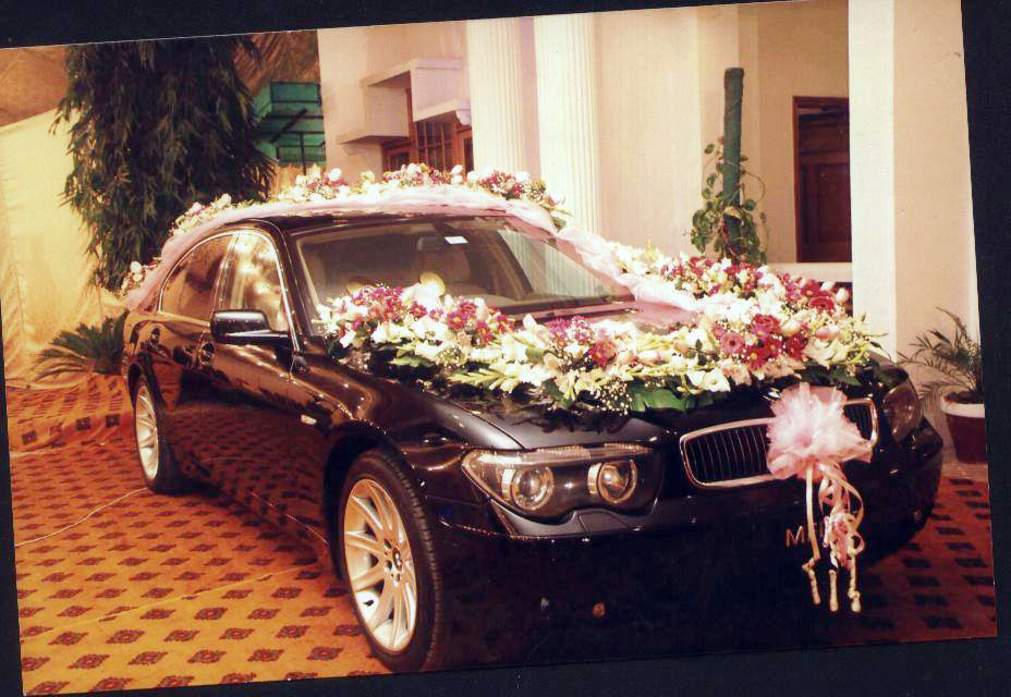 wedding car decor, car decorators