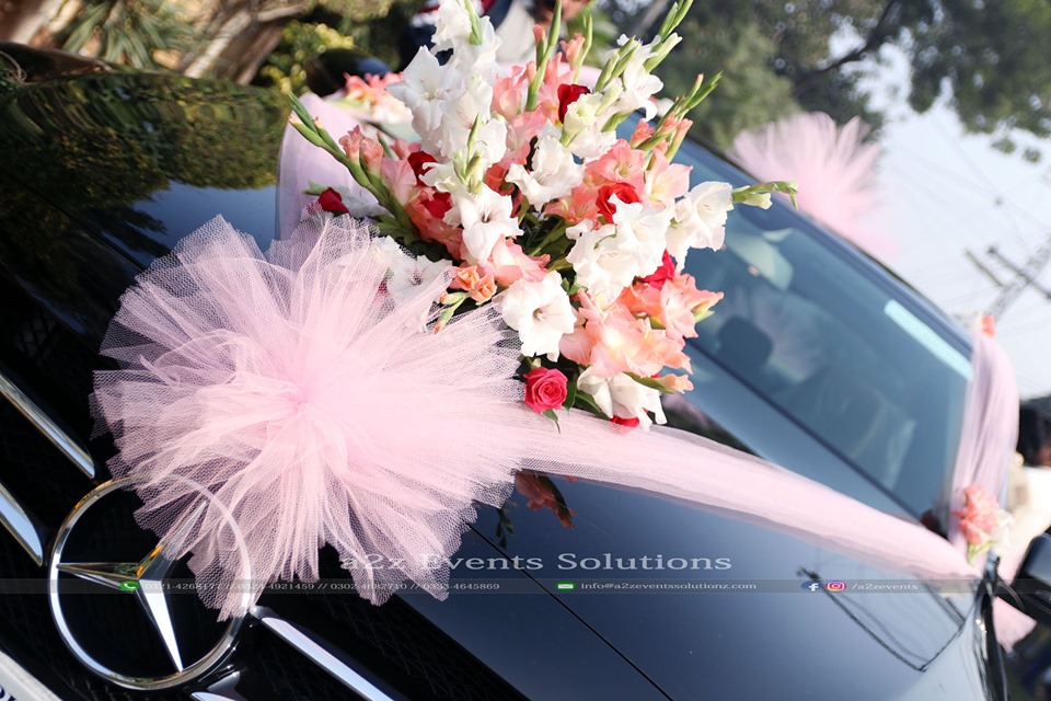 wedding car decor, car decor service providers, groom car decor, car floral decor, car decor