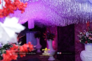 entrance, wedding decor, fresh flowers, area decor