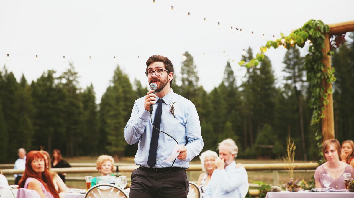 Who Gives a wedding speech at Reception?