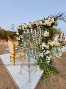 nikkah wall, imported flowers