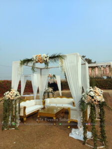 wedding lounges, floral decor