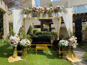 arabian gazebo, floral decor