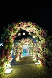 floral arches, wedding decorators