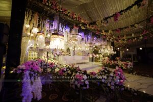 grand stage, wedding decorators
