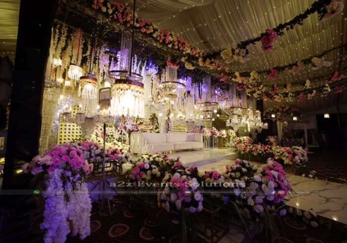 grand stage, wedding decorators
